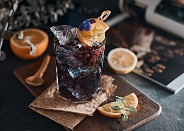 SODA & MINERAL WATER